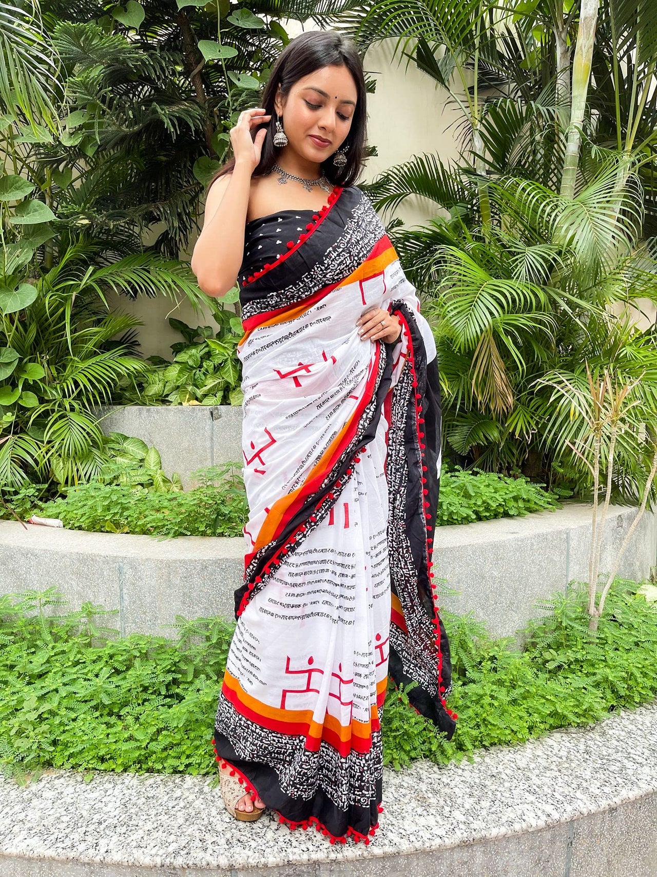 Shivanya Handicrafts Cotton Mulmul Saree for Women Attached Pom Pom Lace Red & Black 1