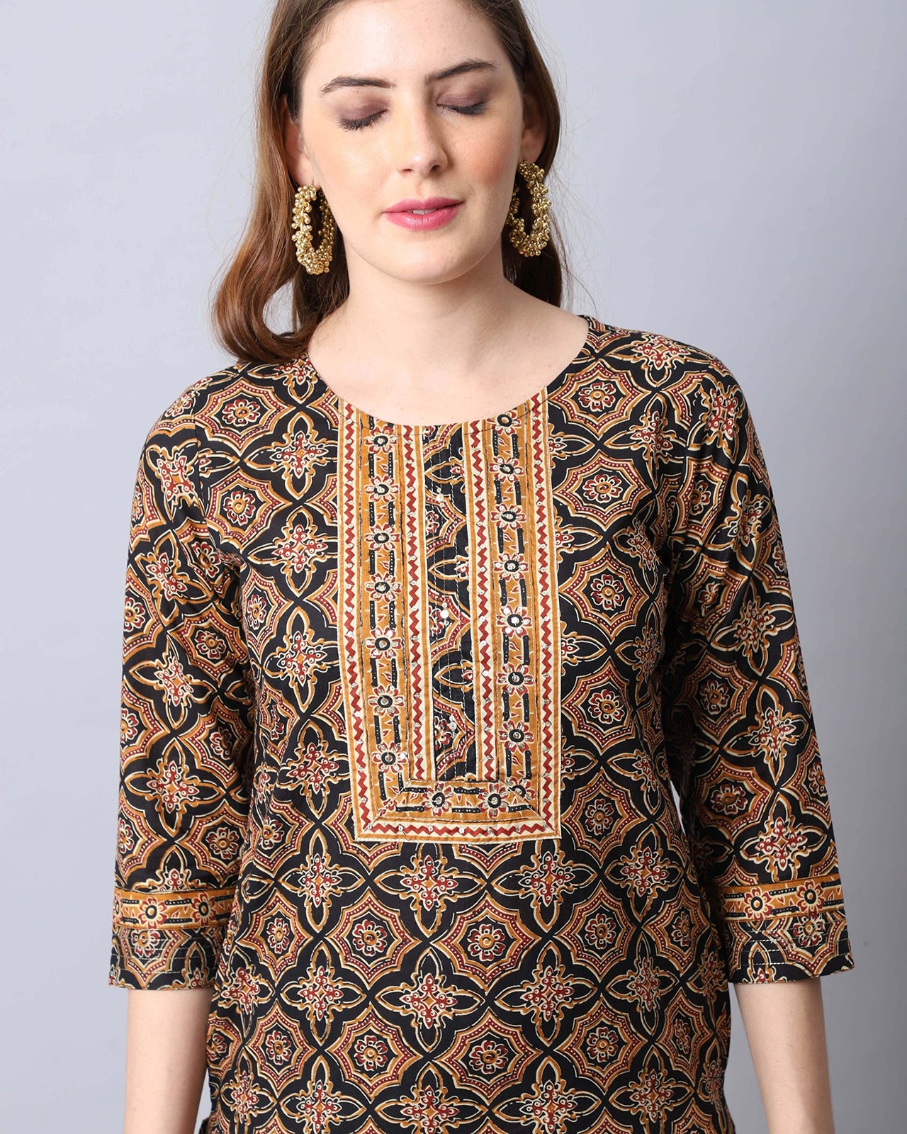 Rajnandini Women's  Black Coloured Pure Cambric Cotton Jaipuri Embroidered Kurta Set With Dupatta