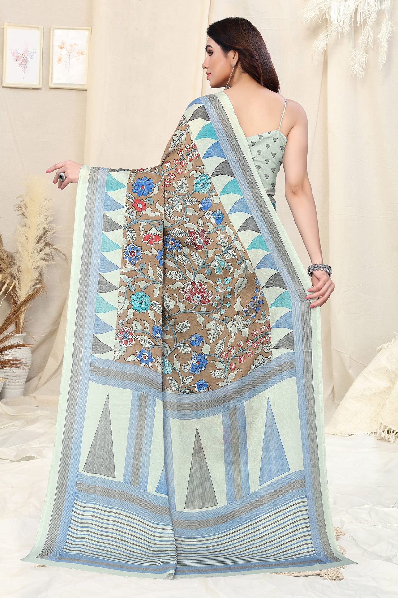 MIRCHI FASHION Women's  Stylish Chiffon Floral and Geometric Printed Saree with Blouse Piece