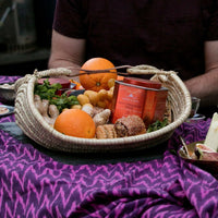 Harney & Sons Hot Cinnamon Spice Tea Tin - Black Tea with Orange & Sweet Clove - 2.67 Ounces, 30 Sachets