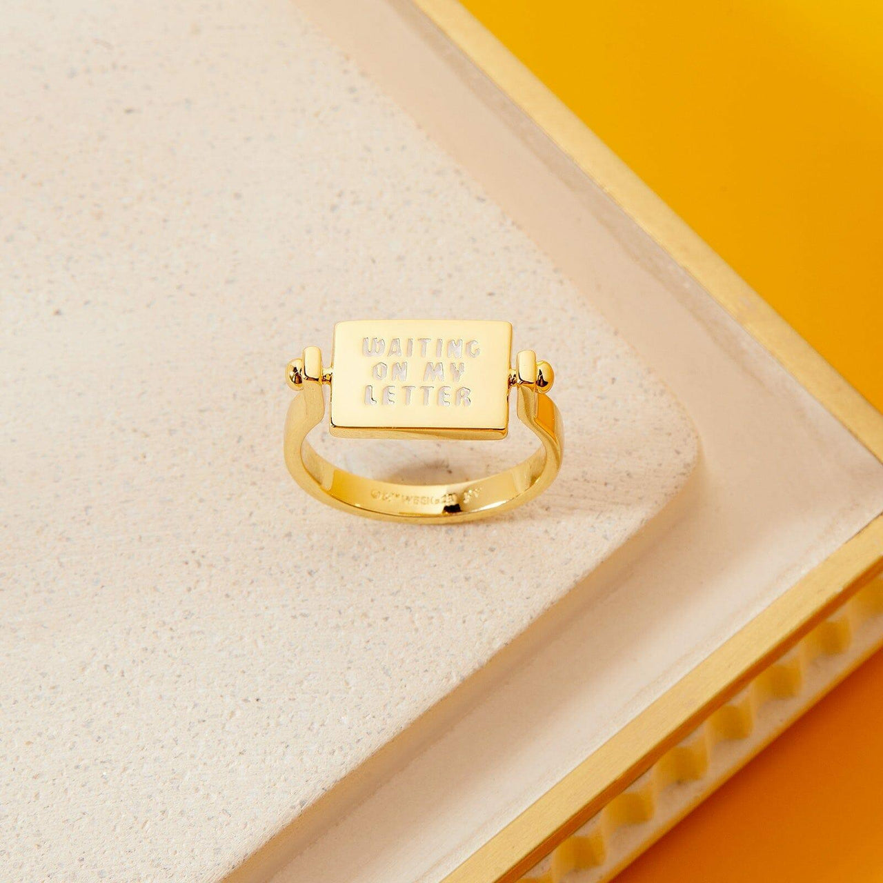 Pura Vida Hogwarts™ Letter Flip Ring