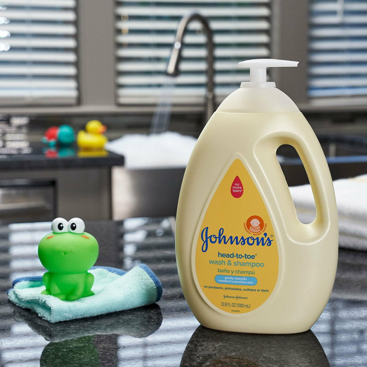 Johnson's Head-To-Toe Wash & Shampoo, 33.8 fl. oz.