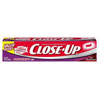 Close-Up Freshening Red Gel Anticavity Fluoride with Mouthwash Toothpaste, Cinnamon - 8 oz - 2 pk