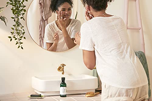 The Body Shop Tea Tree Skin Cleaning Facial Wash, 250ml