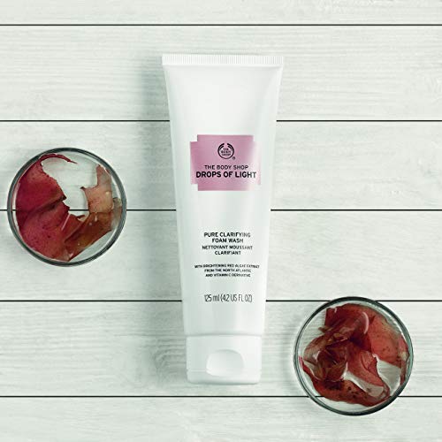 The Body Shop Drops of Light Brightening Cleansing Foam, 125 ML