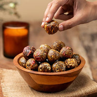 Kibi Kibi Bliss Balls Variety Box - Healthy Snack - Dates, Dried Fruit, Nuts & Seeds - Energy Balls - Khajoor Laddoo - No Added Sugar, Gluten Free & Dairy Free - Pack of 5 (5 x 30g)