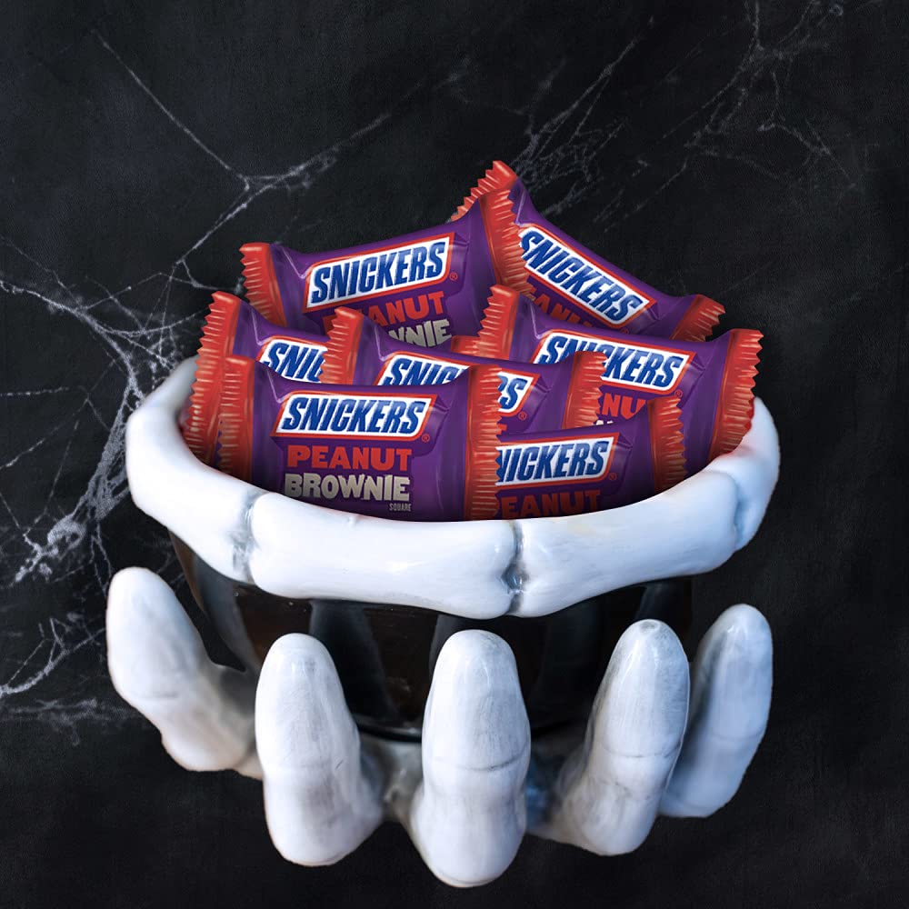 SNICKERS Peanut Brownie Fun Size Chocolate Halloween Candy, 9.14oz