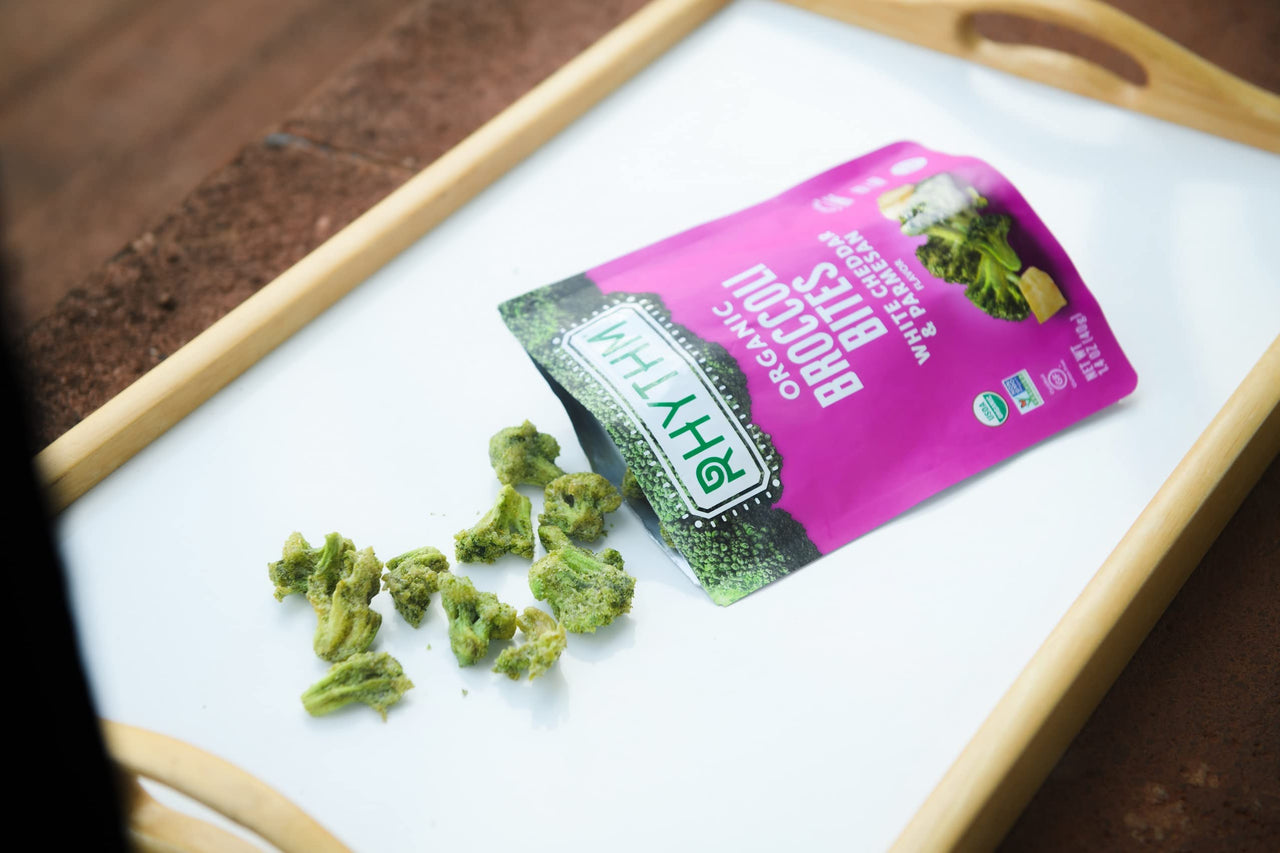 Rhythm Superfoods Crunchy Broccoli Bites, White Cheddar & Parmesan, Organic & Non-GMO, 1.4 Oz (Pack Of 4), Vegan/Gluten-Free Vegetable Superfood Snacks