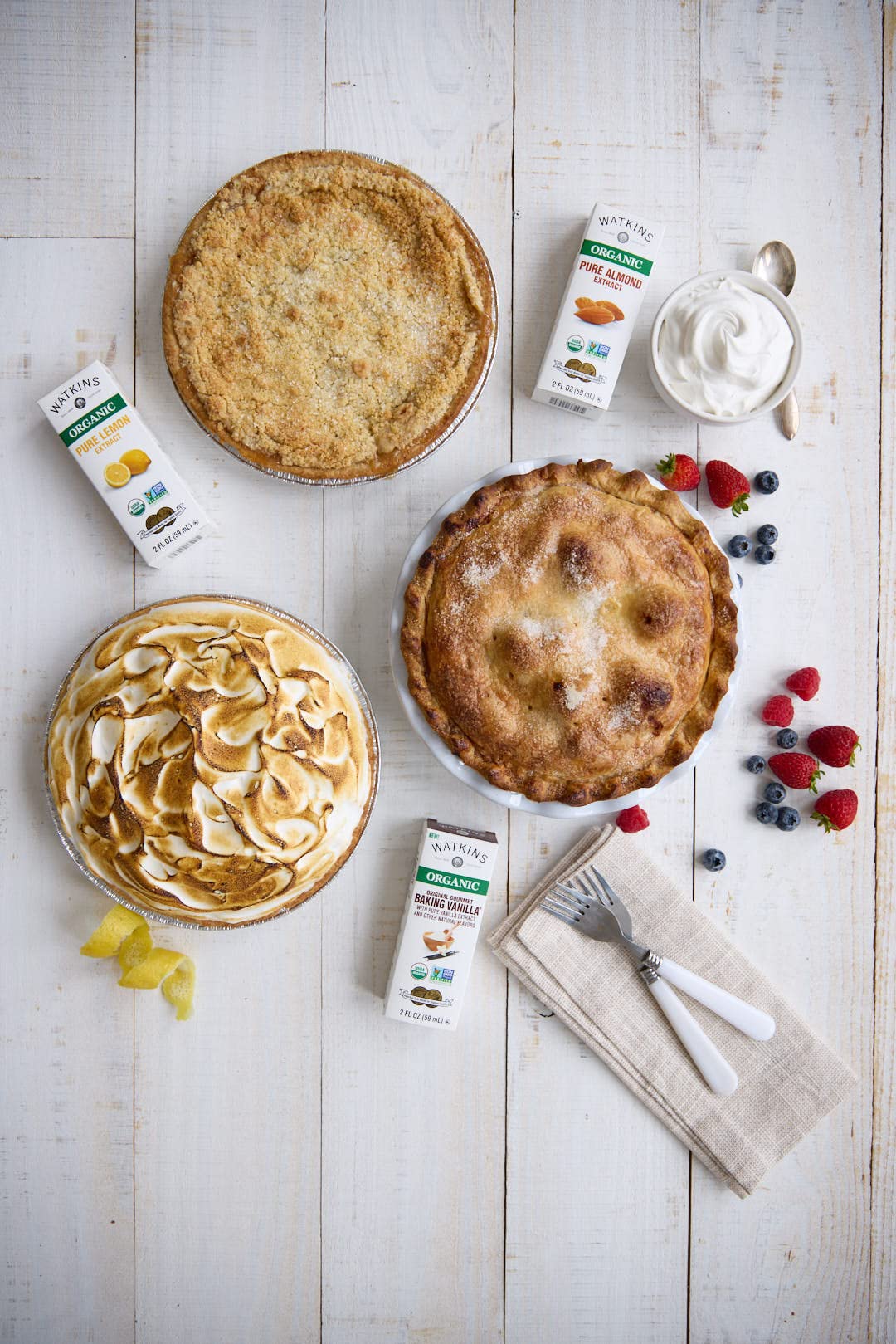 Watkins Organic Pure Almond Extract, Non-GMO, Kosher, 4 oz. Bottle, 1-Pack