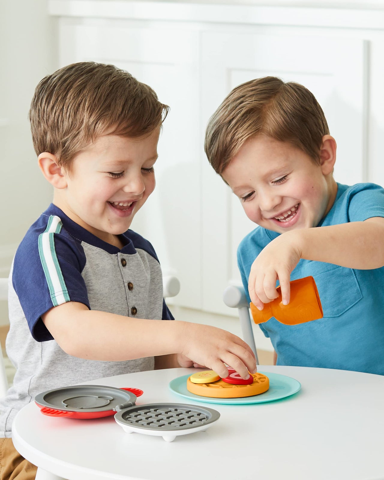 Skip Hop Play Food Set, Zoo Waffle-y Fun (Discontinued by Manufacturer)