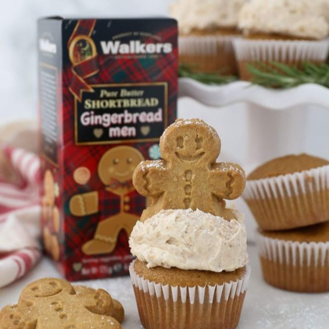 Walker's  Shortbread 8 Gingerbread Men Cookies, Pure Butter Shortbread Cookies, 4 Oz