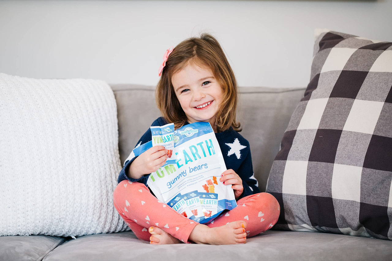 YumEarth Organic Fruit Snacks, 5- 0.7oz. Fruit Flavored Snack Packs, Allergy Friendly, Gluten Free, Non-GMO, Vegan, No Artificial Flavors or Dyes