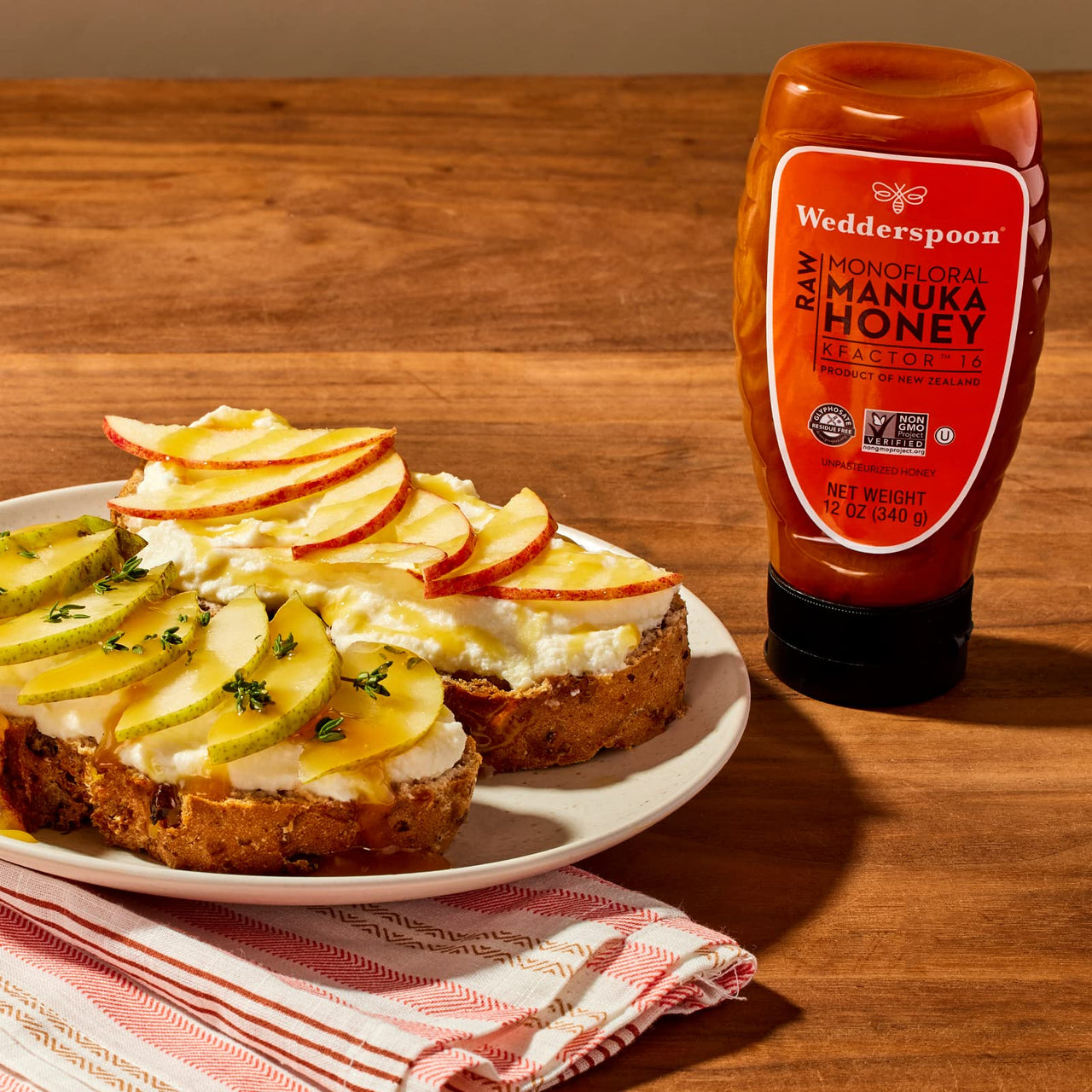 Wedderspoon Raw Premium Manuka Honey, KFactor 16, 12 Oz, Unpasteurized, Genuine New Zealand Honey, Multi-Functional, Non-GMO Superfood, Traceable from Our Hives to Your Home, Convenient Squeeze Bottle