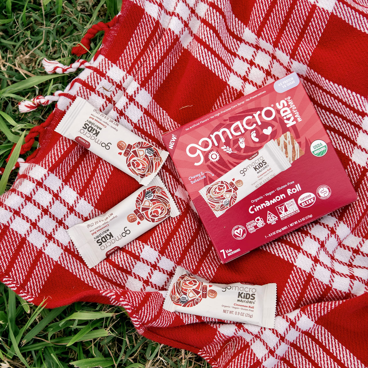 GoMacro Kids MacroBar Organic Vegan Snack Bars - Cinnamon Roll (0.9 Ounce Bars, 7 Count)